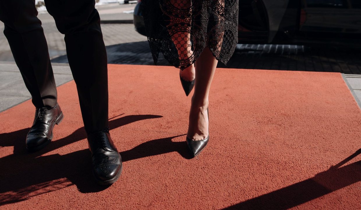 La farándula chilena, contada con elegancia y rigor